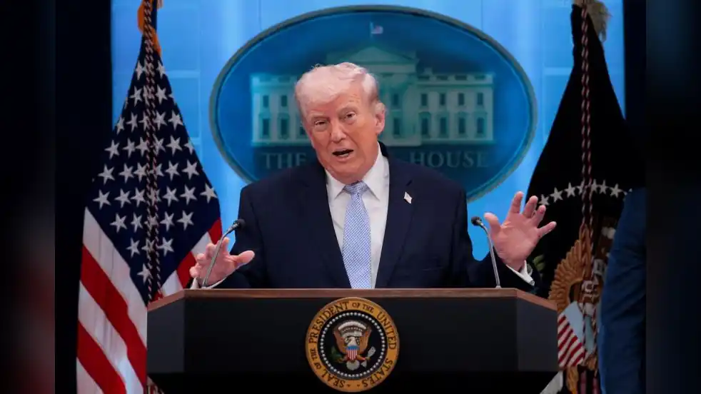 Trump'tan Avrupa ülkelerine yüzde 100 gümrük vergisi tehdidi